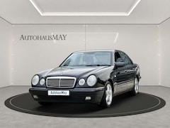 Bild des Angebotes Mercedes-Benz E 430 AVANTGARDE Designo Navi Leder Shd. Xenon