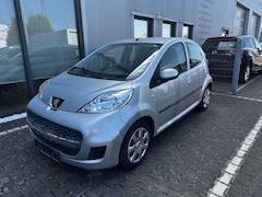 Bild des Angebotes Peugeot 107 Filou