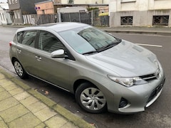 Bild des Angebotes Toyota Auris 1,33, KLIMAAUT. ALU, 33900 km, 2xBereift