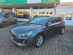 Bild des Angebotes Hyundai i30 cw 1.6 CRDI NAVI KLIMA KAMERA