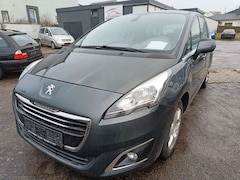 Bild des Angebotes Peugeot 5008 Active