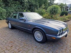 Bild des Angebotes Jaguar XJ XJ 4.0 Sovereign