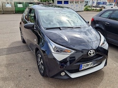 Bild des Angebotes Toyota Aygo x-play Team Deutschland