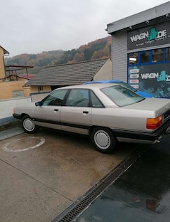 Audi 100 Audi 100 2.3 E