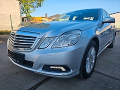 Bild des Angebotes Mercedes-Benz E 200 CGI, Aut., Steuerkette neu,1 Jahr Garantie