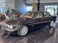 Bild des Angebotes Jaguar XJ8 4.2 Executive Leder Memory PDC Bi-Xenon DVD