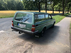 Bild des Angebotes Volvo 245 GL