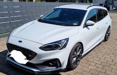 Ford Focus Turnier 2.3 EcoBoost S&S ST