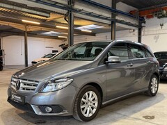 Bild des Angebotes Mercedes-Benz B 180 B 180/PDC/ANHÄNGERKUPPLUNG/ALLWETTER/KLIMA