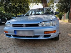 Bild des Angebotes Toyota Camry 2.2 GL Limousine mit LPG