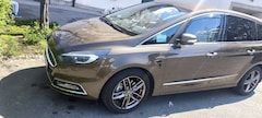 Bild des Angebotes Ford S-Max 2.0 TDCi Aut. Allrad Vignale, AHK, 8-fach Bereift,
