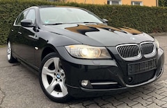 Bild des Angebotes BMW 325 d XENON NAVI PDC LEDER 2.HAND SCHALT WIPPEN