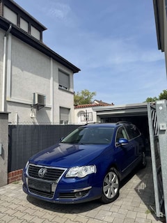 Bild des Angebotes VW Passat Variant 2.0 TDI DSG Trendline