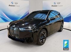 Bild des Angebotes BMW iX xDrive40 AHK Laser 360° STANDHZ HEAD-UP PANO