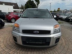 Bild des Angebotes Ford Fusion Plus 1. Hand, im Guten Zustand mit wenig KM !!