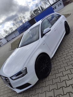 Bild des Angebotes Audi A4 Avant 2.0 TDI DPF clean diesel Attraction