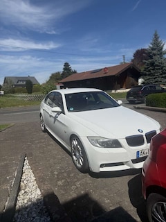 Bild des Angebotes BMW 335 335d DPF