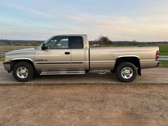 Bild des Angebotes Dodge RAM 2500 V10 8.0 SLT / 4-door CAB / 2-WD