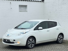 Bild des Angebotes Nissan Leaf Acenta 30kWh Battery Leder Navi Kamera