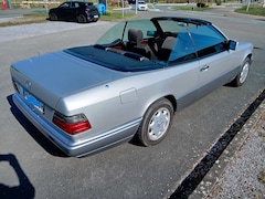Mercedes-Benz E 200 E 200 Cabrio
