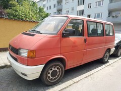 Bild des Angebotes VW T4 Caravelle ehem. Feuerwehr