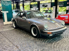 Porsche 911 3,2 Carrera Coupe deutsches FZ Scheckheft G5