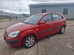 Bild des Angebotes Kia Rio 1.4 EX