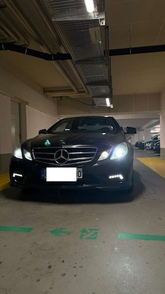 Bild des Angebotes Mercedes-Benz E 250 CDI DPF Coupe BlueEFFICIENCY Automatik Elegance