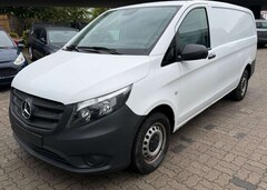 Bild des Angebotes Mercedes-Benz Vito 114CDI Lang 9GTrNavi/RKam/Klima/Würth Regal