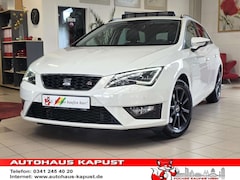 Bild des Angebotes SEAT Leon Leon 1.8 TSI DSG ST FR/LED/Navi//Pano/Carplay