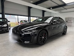 Bild des Angebotes Jaguar XE R-DYNAMIC BLACK LEDER+NAV+MERIDIAN+VIRTUAL+AC