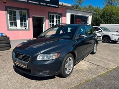 Bild des Angebotes Volvo V50 Kombi 2.0 D Momentum