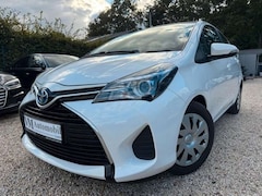 Bild des Angebotes Toyota Yaris Hybrid Comfort Kamera*SitzHz.*Klimaauto