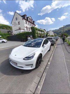 Bild des Angebotes Tesla Model 3 Langstreckenbatt. Allradantrieb Dual Motor Perform