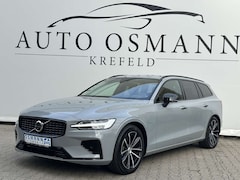 Bild des Angebotes Volvo V60 Plus Dark Recharge Plug-In Hybrid AWD