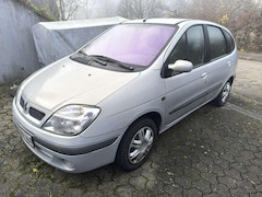 Renault Scenic 2.0 Expression