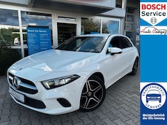 Bild des Angebotes Mercedes-Benz A 200 NAVI/SHZG/PARK ASSIST/AHK/SPURHALTE ASSIST