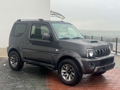 Bild des Angebotes Suzuki Jimny Style Lim.*NUR 97TKM*1HAND*AHK*SHZ*LEDER*