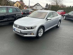 Bild des Angebotes VW Passat 1,4TSI Navi SHZ PDC usw..