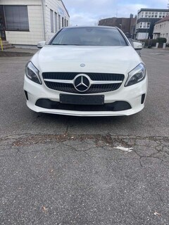 Bild des Angebotes Mercedes-Benz A 200 Navi klima panorama teilleder