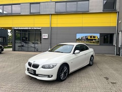 Bild des Angebotes BMW 330 Cabrio LEDER/NAVI/AUTOMATIK/LED/*