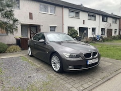 Bild des Angebotes BMW 320 320d