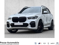 Bild des Angebotes BMW X5 M 50i 22" DA Prof. PA+ B&W Skyl. Pano AHK