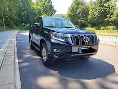 Bild des Angebotes Toyota Land Cruiser 2.8 D-4D Automatik Comfort Leder Navi AHK
