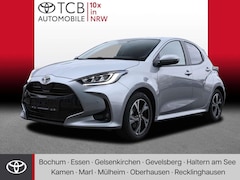 Bild des Angebotes Toyota Yaris 1.5 Hybrid Teamplayer PDC KLIMA LM