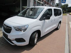 Bild des Angebotes Opel Combo Life E 1.5D Ultimate Rollstuhlrampe
