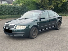 Bild des Angebotes Skoda Superb 1.9 Diesel | 220.000 km | TÜV abgelaufen