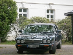 Bild des Angebotes Jaguar XJ40 Sovereign V8