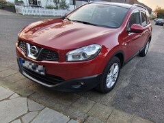 Bild des Angebotes Nissan Qashqai+2 2.0 4x4 CVT acenta