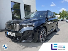 Bild des Angebotes BMW iX1 eDrive20 M Sport Pro || 19Z Head-Up 360° Pano